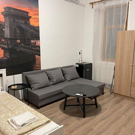 Mano Guesthouse بودابست المظهر الخارجي الصورة