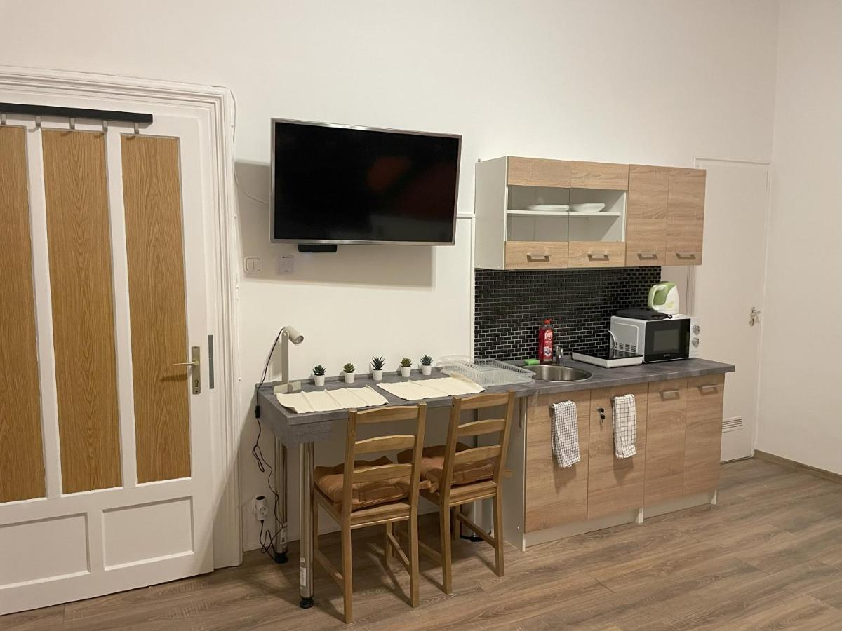 Mano Guesthouse بودابست المظهر الخارجي الصورة